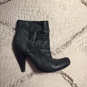 seychelles boots size 7.5
